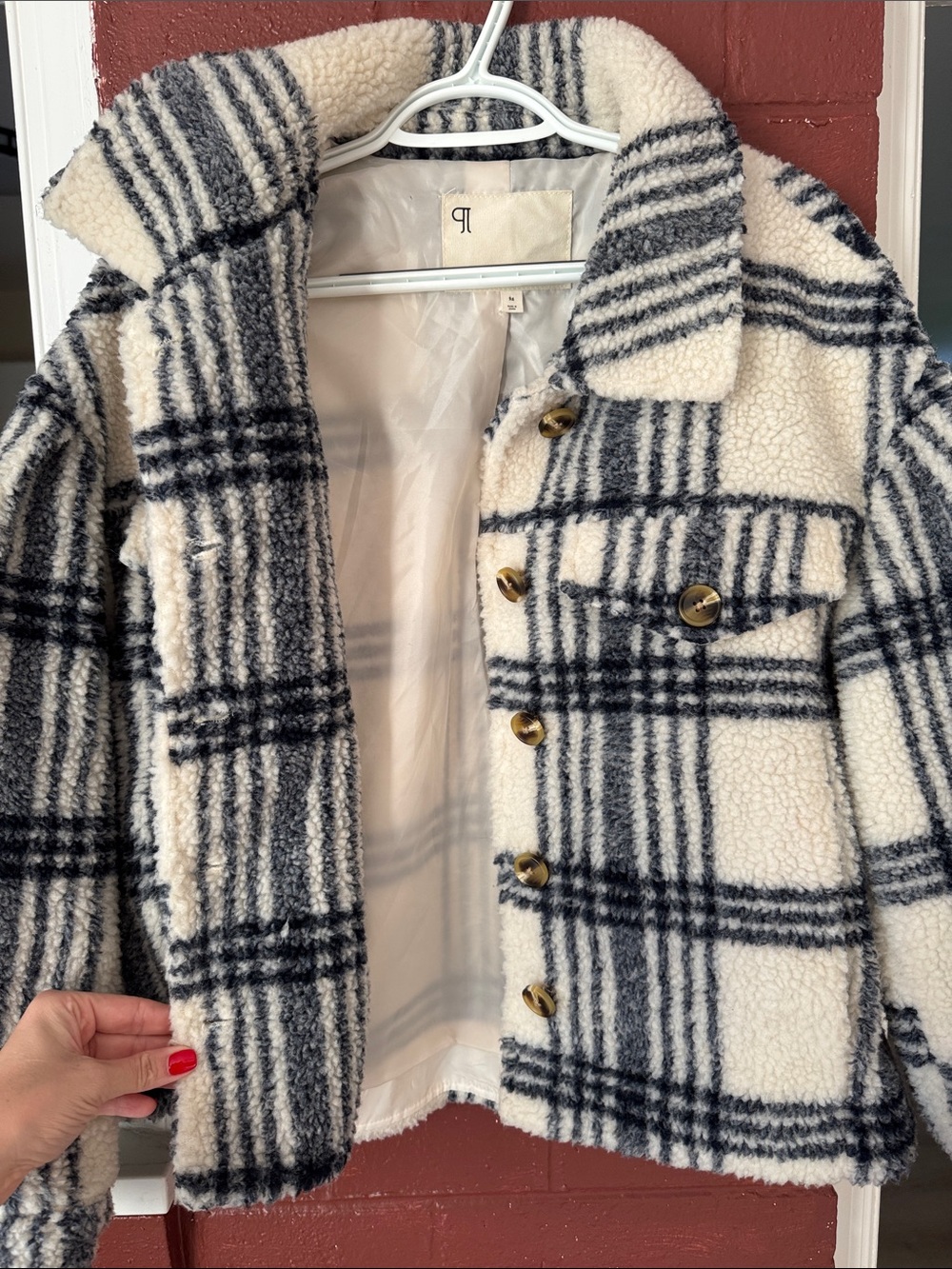 Pilcro Anthropologie Off White & Navy Blue Plaid Cropped Sherpa Jacket XS - Picture 9 of 13
